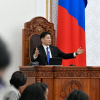 У.ХҮРЭЛСҮХ: Иймээс өөрийн хашиж буй өчүүхэн албан тушаалд бүү шигд. Уучлал гуйж сур